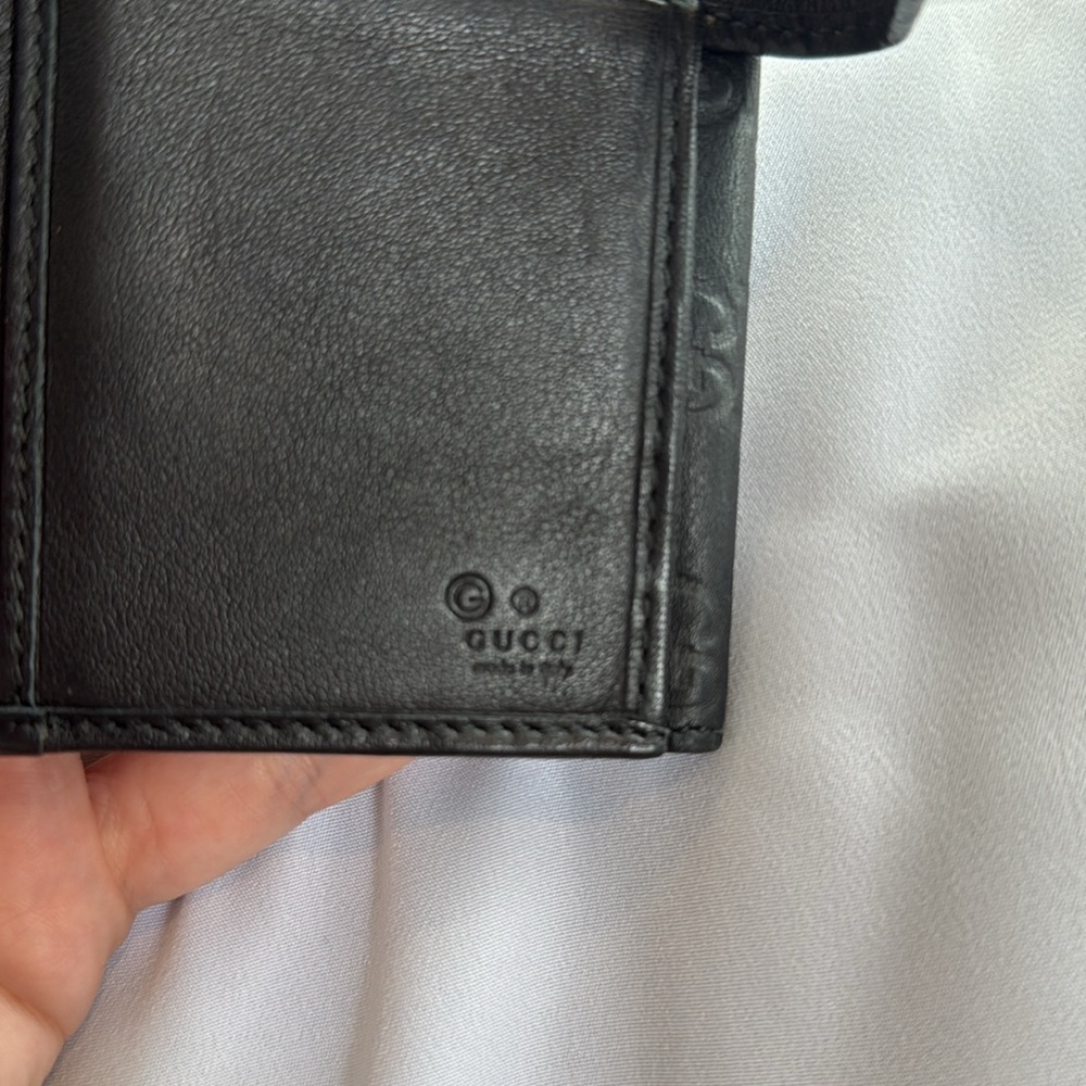 100% Authentic Gucci GG Black Leather Long Bi-Fold Wallet - Picture 12 of 13